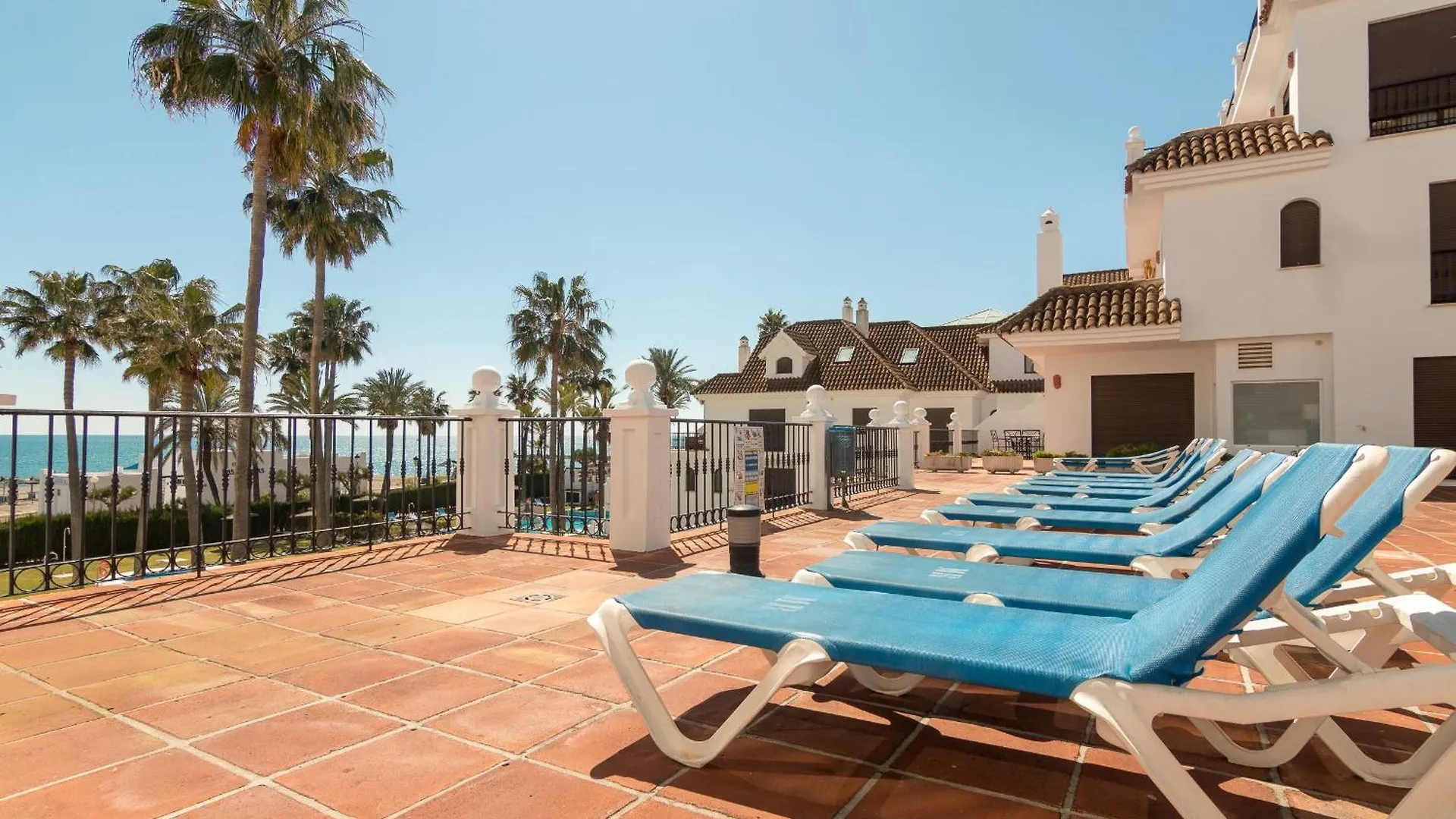 公寓 2233-Lovely 2 Bedrooms On The Beach, Pool And Port 马尼尔瓦